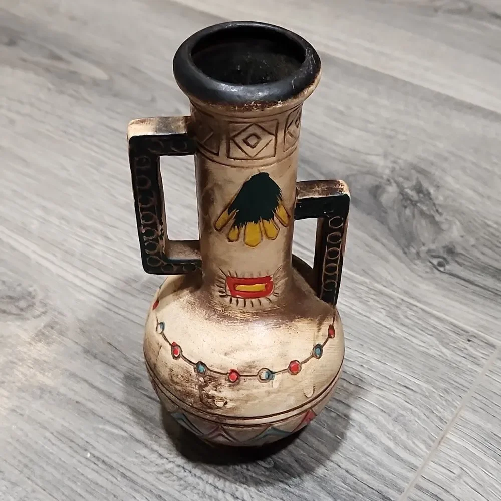 GUC Vintage Southwestern Vase - Picture 3 of 5